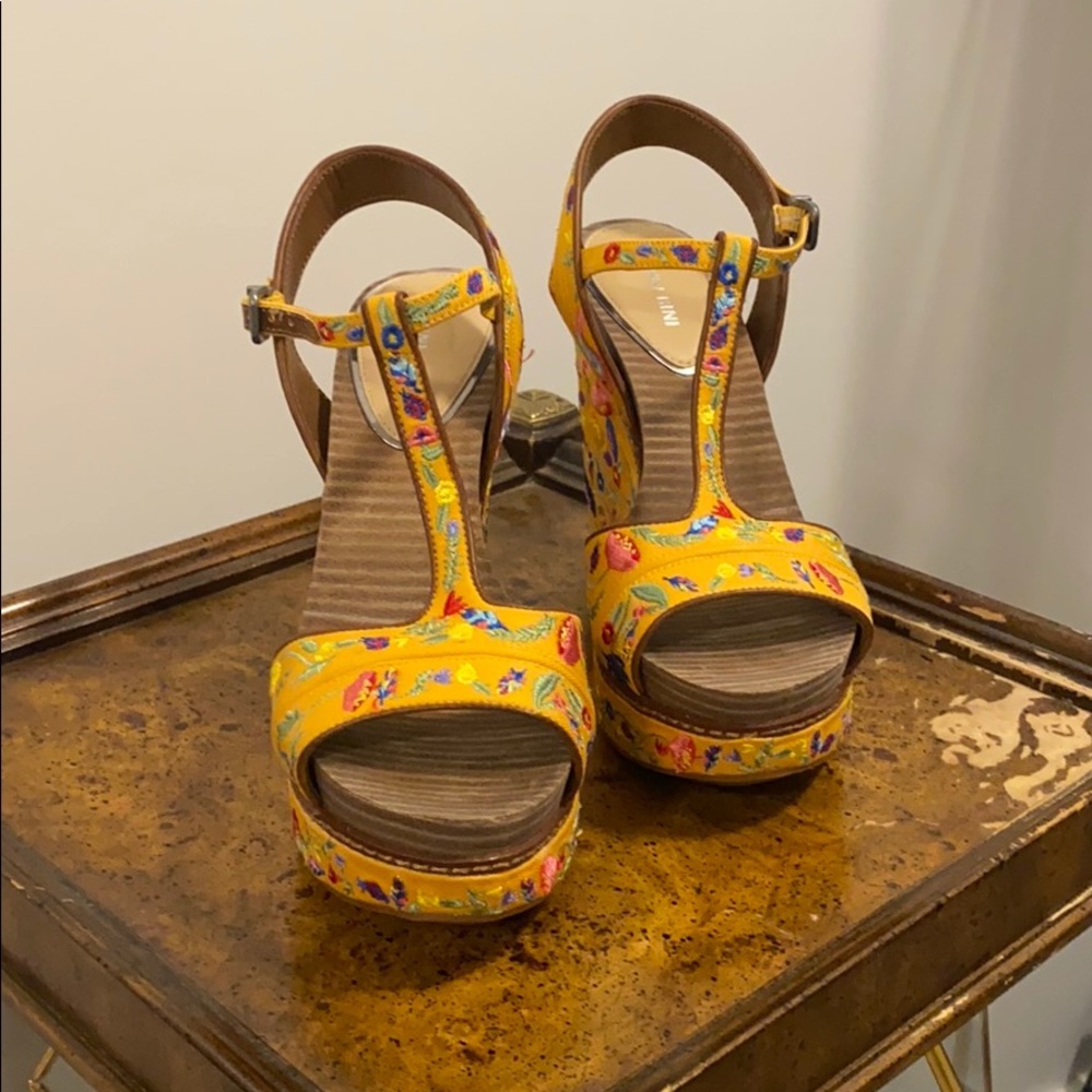 Gianni Bini Wedges